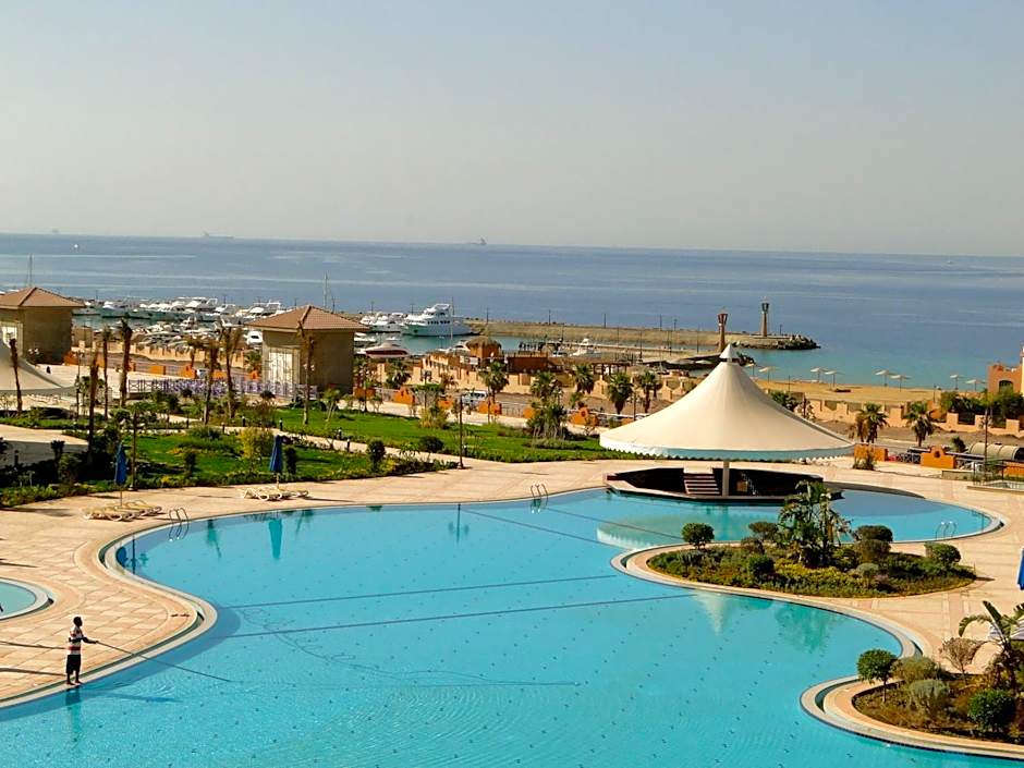 Porto Sokhna Apartment powered By Amer-Group Family Only