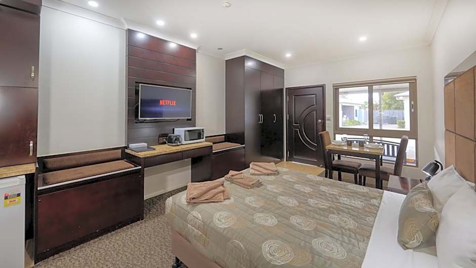 Western Downs Motor Inn