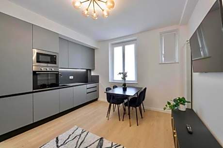 One-Bedroom Deluxe Apartment