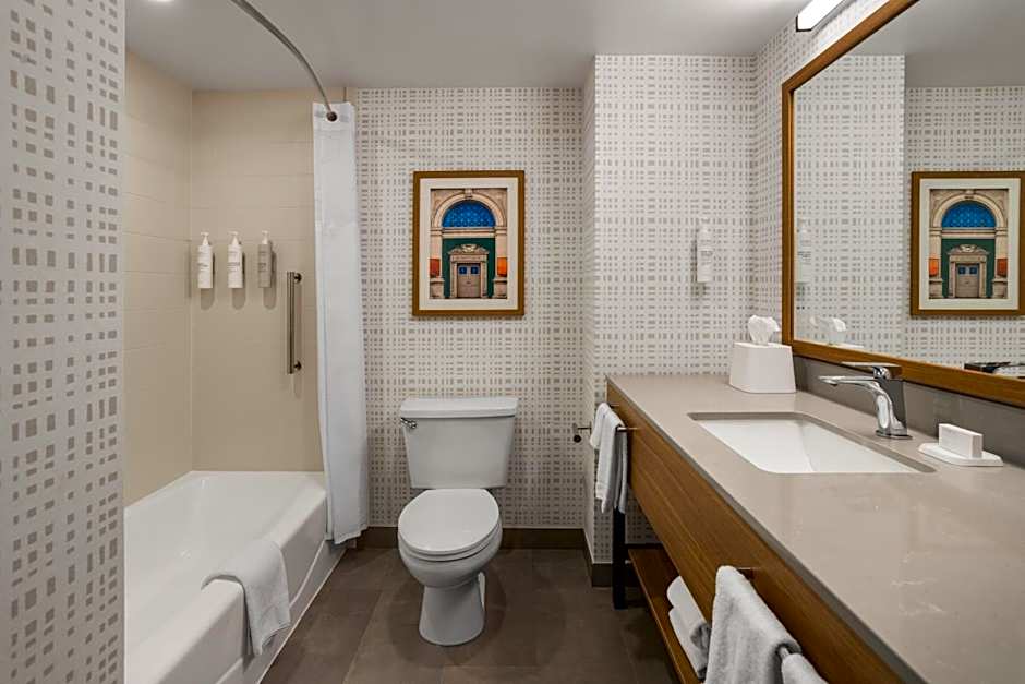 Hampton Inn Staunton