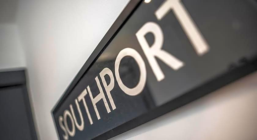 Sinclair's Bar, Lounge & Rooms