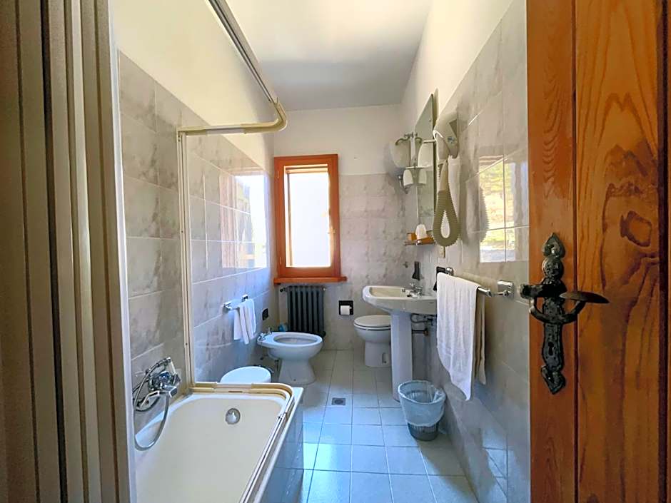 Hotel Garnì Mille Pini