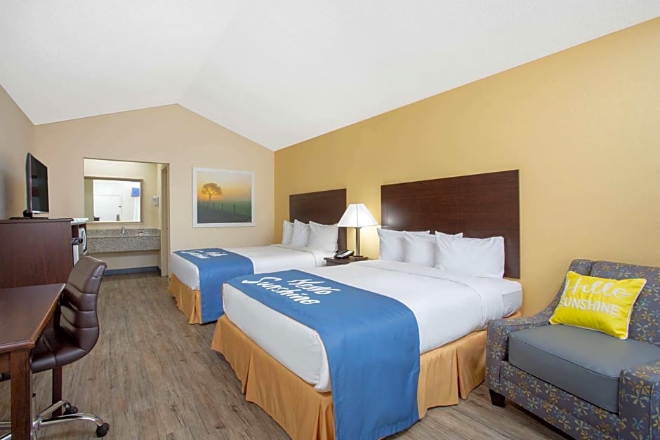 Days Inn by Wyndham Lake City