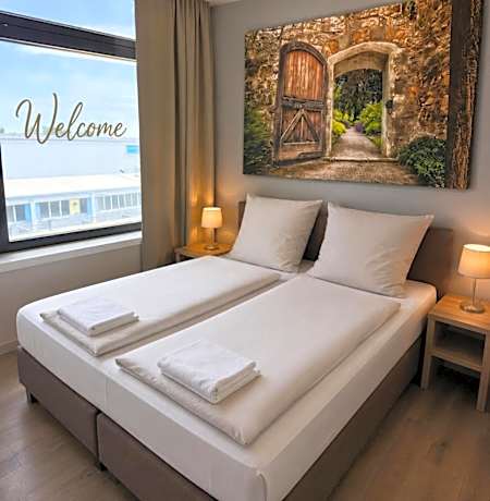 Aparthotel Emilia 24h Check-in, Free Parking and WiFi