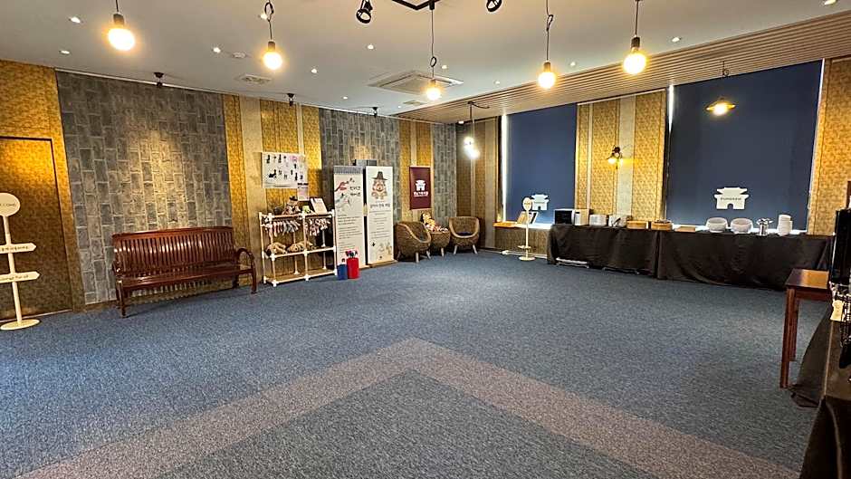 Pungnam Tourist Hotel
