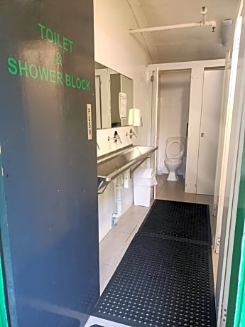 Standard Double or Twin Room with Shared Bathroom (ages 18-35 years only)