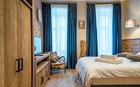 Superior Queen Room