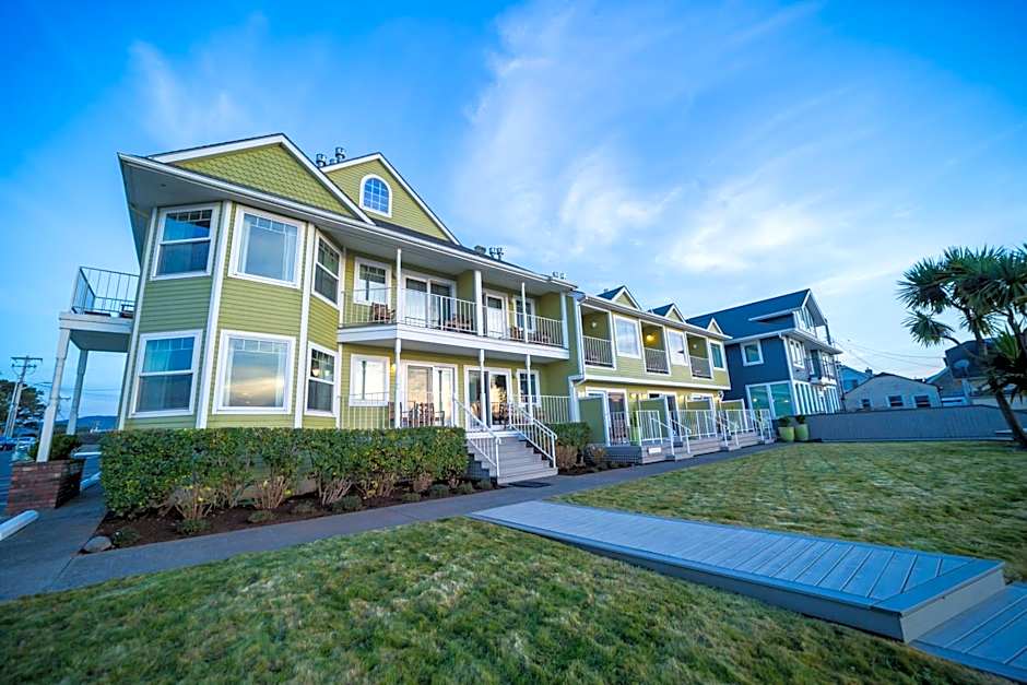 Inn of the Four Winds Seaside Oceanfront