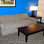 Holiday Inn Express & Suites Belle Vernon