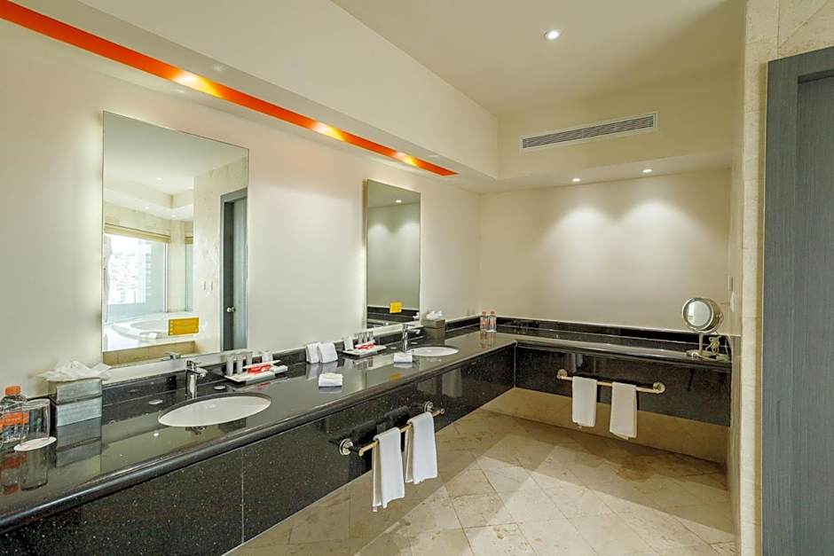 Real Inn Tijuana by Camino Real Hotels