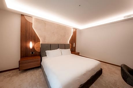 Suite with City View