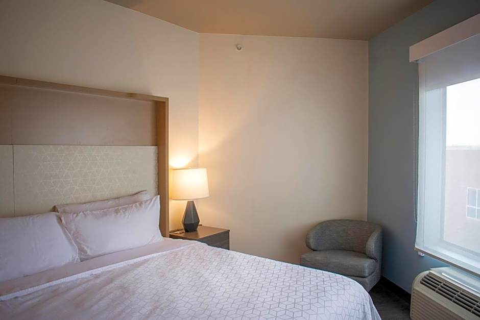 Holiday Inn Omaha Downtown Waterpark By IHG