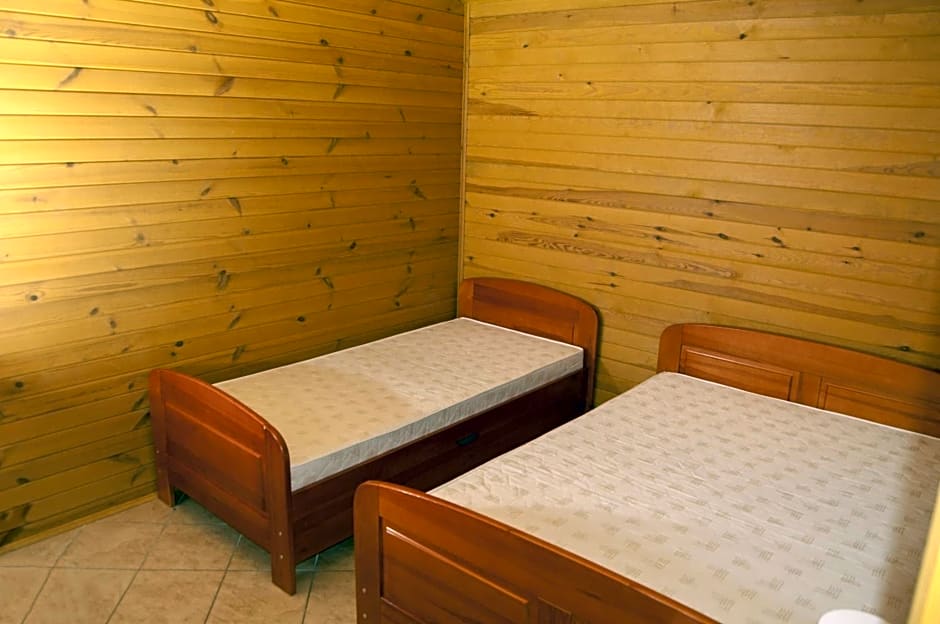 JANTAR Pokoje i Domki u Reni