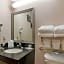 Quality Suites Springdale West I-49