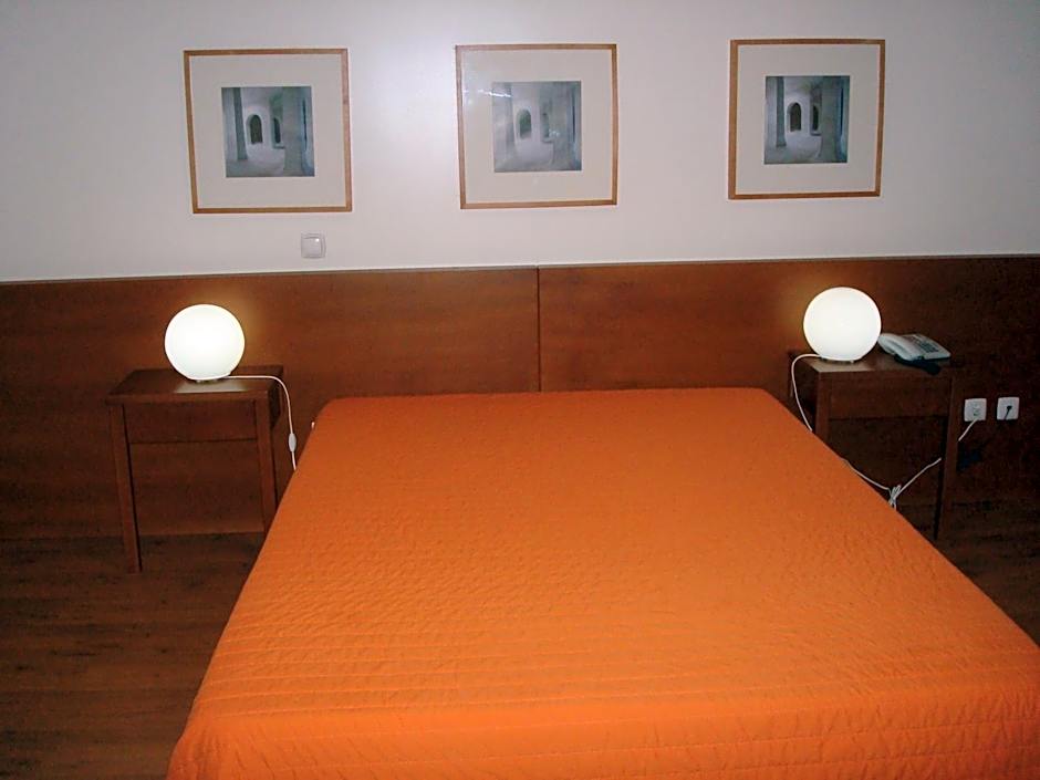 Photo 1 of 6 of Double Room