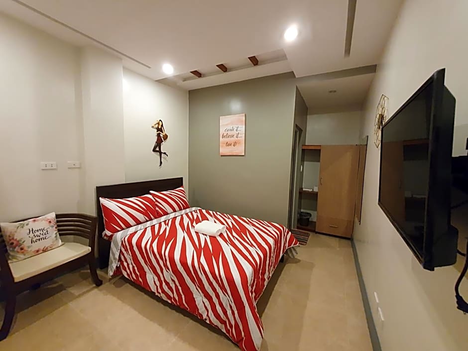 Felicidad Resto and Pension House