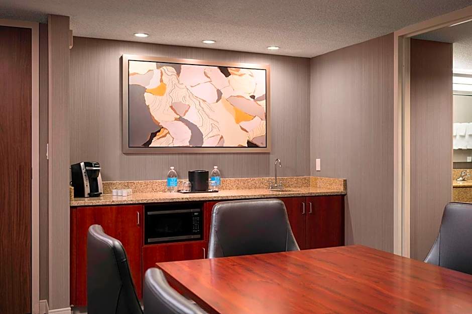 Courtyard by Marriott Denver Airport