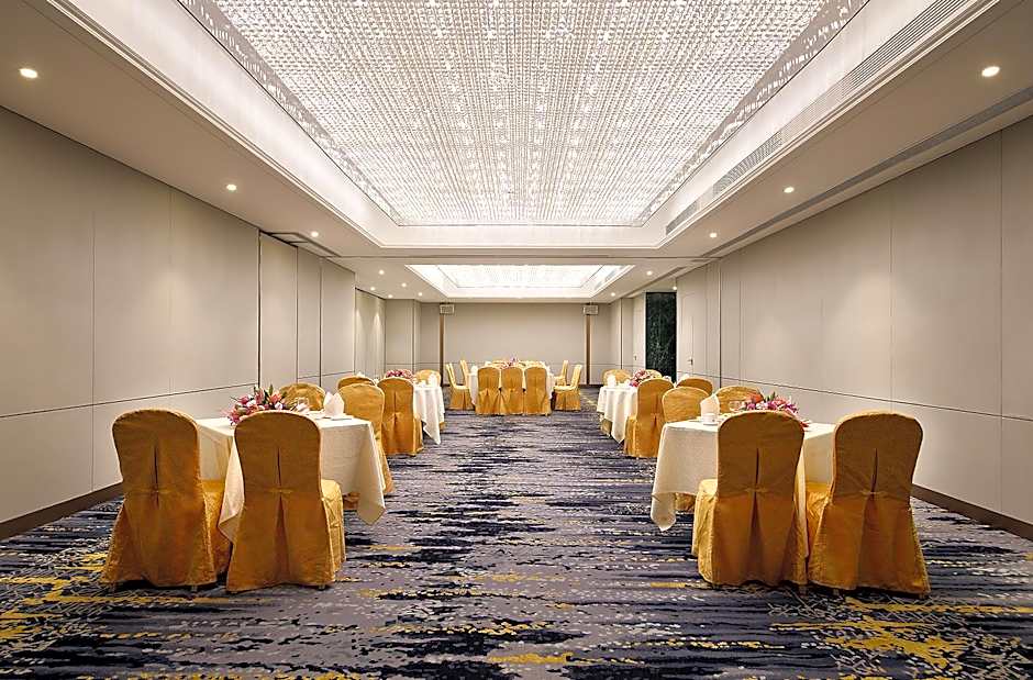 Asia International Hotel
