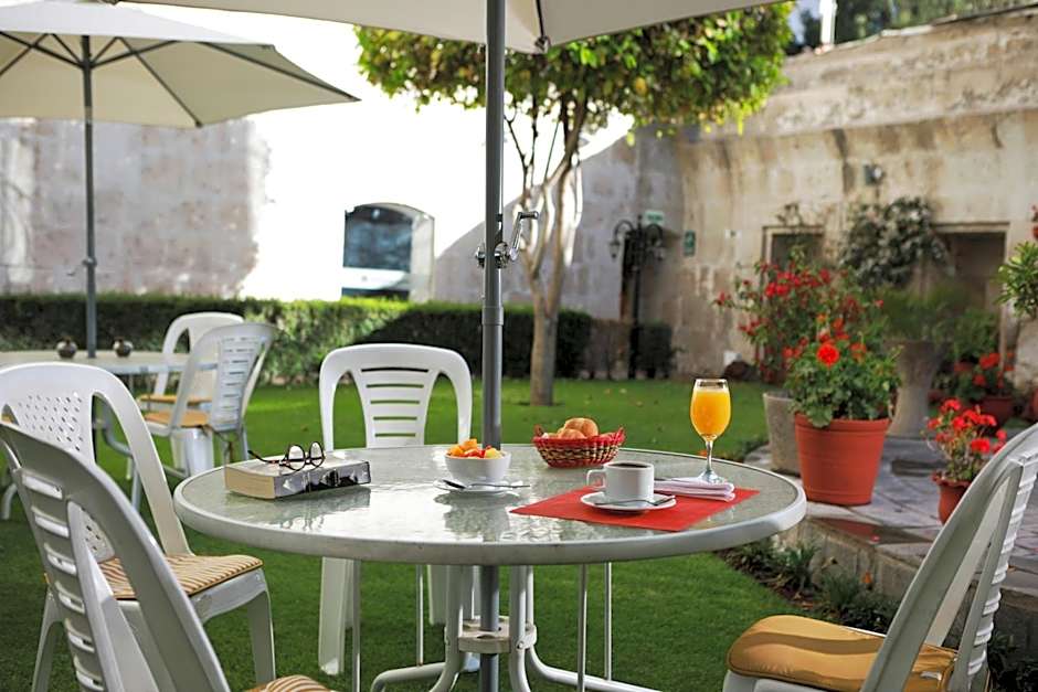 San Agustin Posada del Monasterio