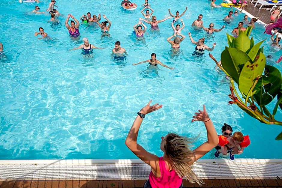 hu Altomincio Village