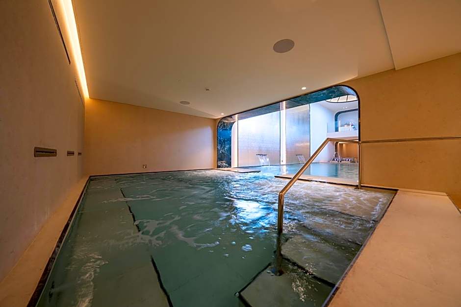 Excelsior Palace Hotel