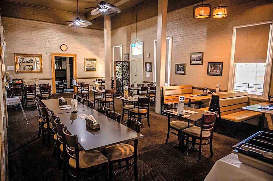 Grand Hotel Mount Morgan