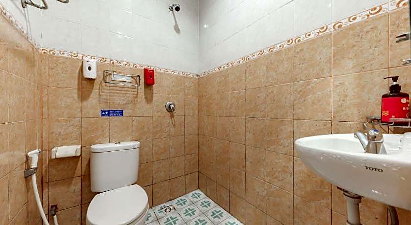 RedDoorz Syariah near Taman Bekapai 2