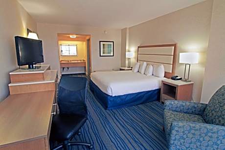 Coastal One-Bedroom King Suite - Non-Smoking