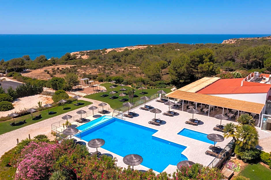 Photo 1 of 45 of Vila Alba Resort