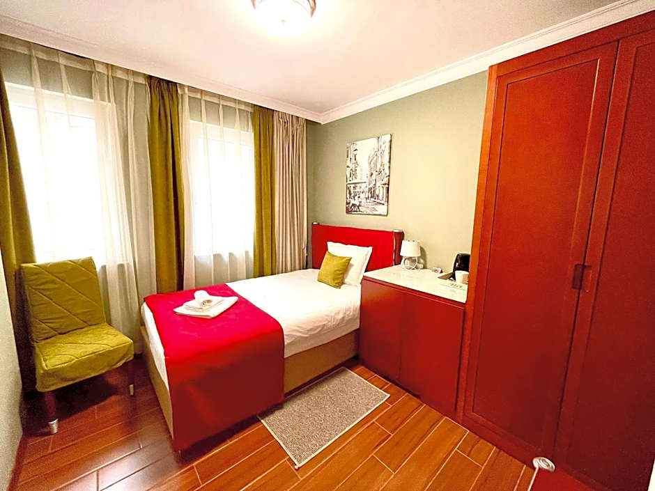 Art Green Boutique Hotel