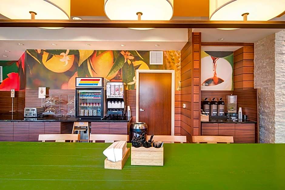 Comfort Inn & Suites Green Bay Stadium Area