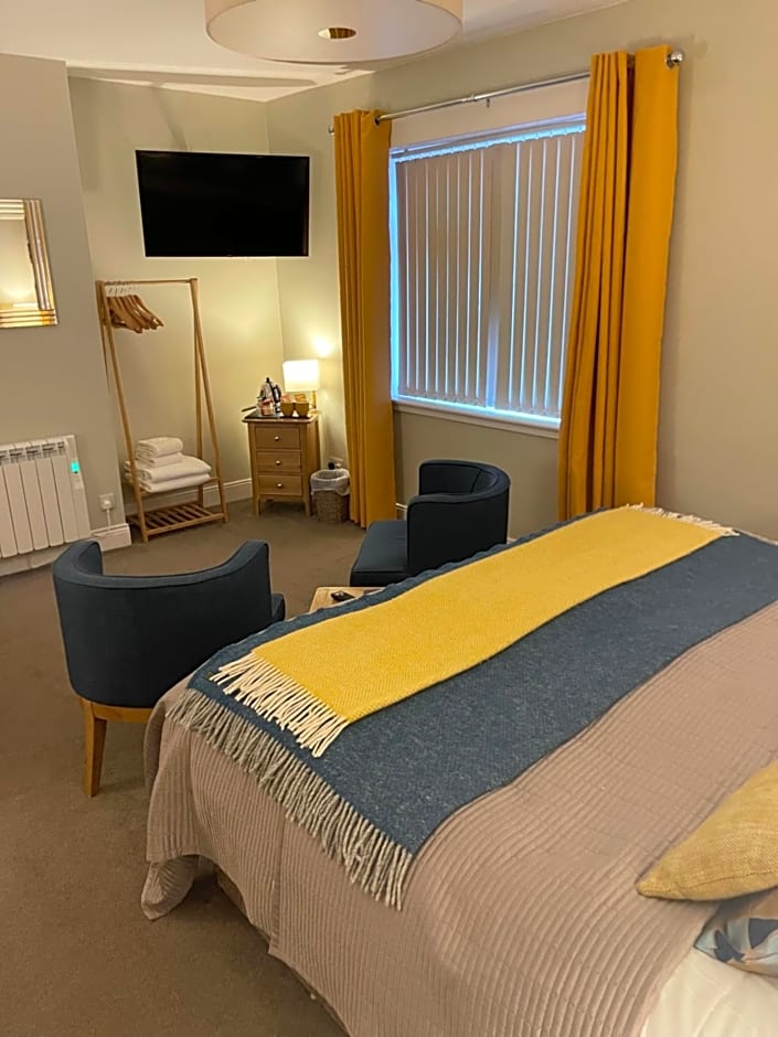 Horncliffe room only accommodation