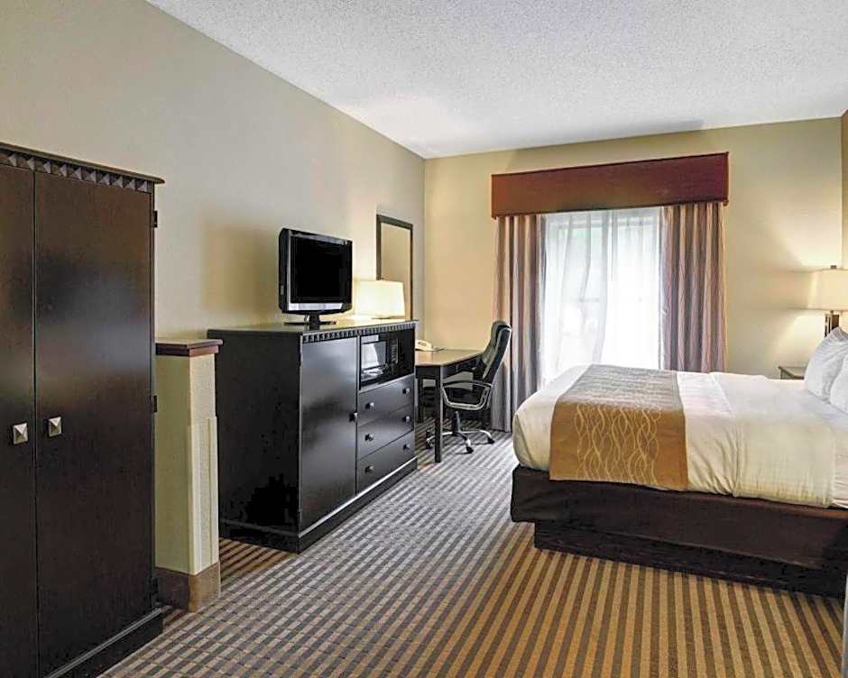 Comfort Inn & Suites Hot Springs Midtown