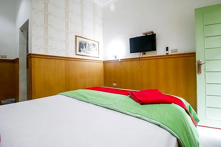 RedDoorz near Kartini Mall Lampung