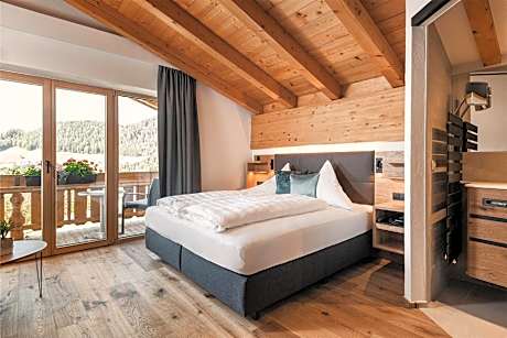 Triple Room with Balcony