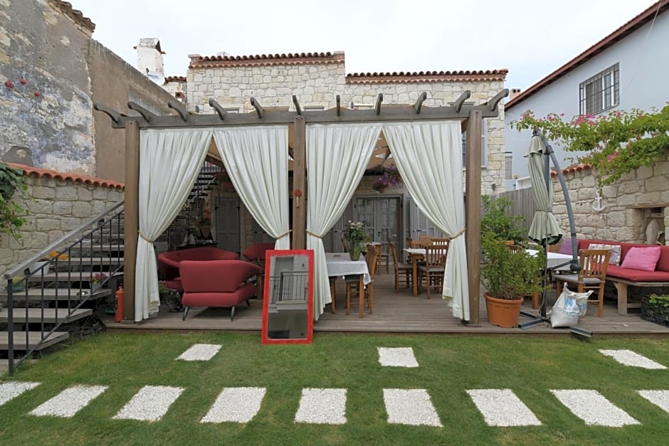Çona Butik Otel
