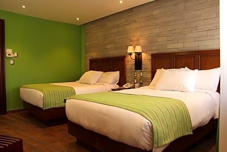 Superior Twin Room with City View