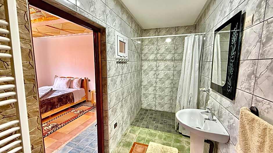 Hotel New Mars Dades