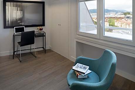 Premium Quadruple Room