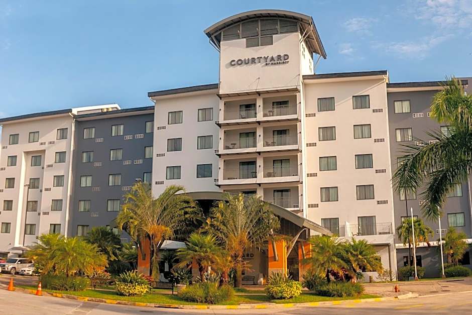Courtyard by Marriott San Salvador