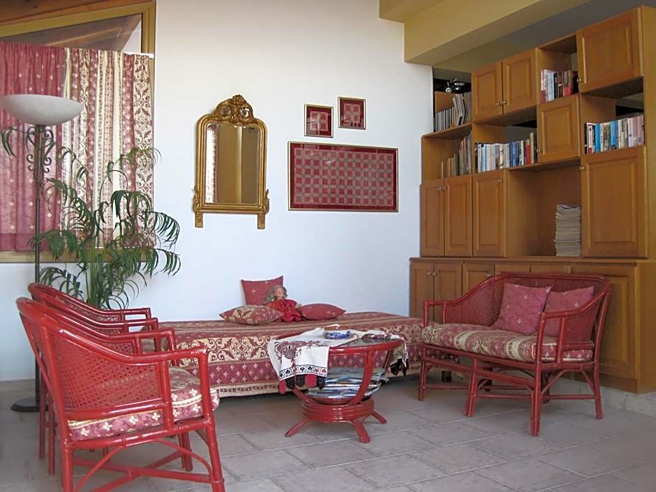 Vamos Palace Apartments