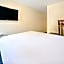 GO2 Gloucester Hotel by OYO