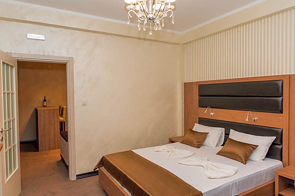Hotel Crnogorska Kuca