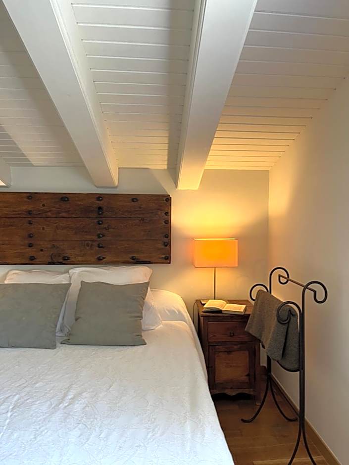 Hostal de la Plaça - Hotel Boutique