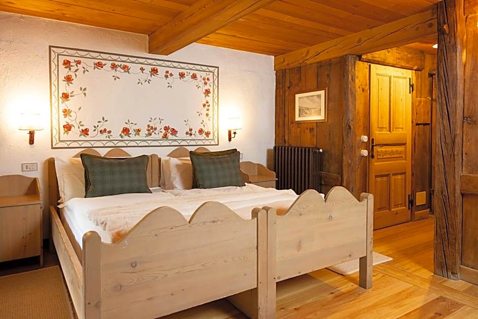 Photo 1 of 5 of 1 Double Bed or 2 Beds