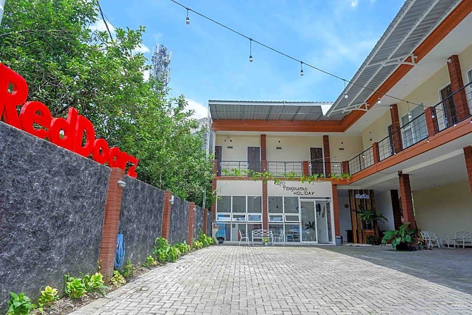 RedDoorz Syariah @ Raya Punten Batu