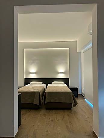Standard Studio (2 Adults)