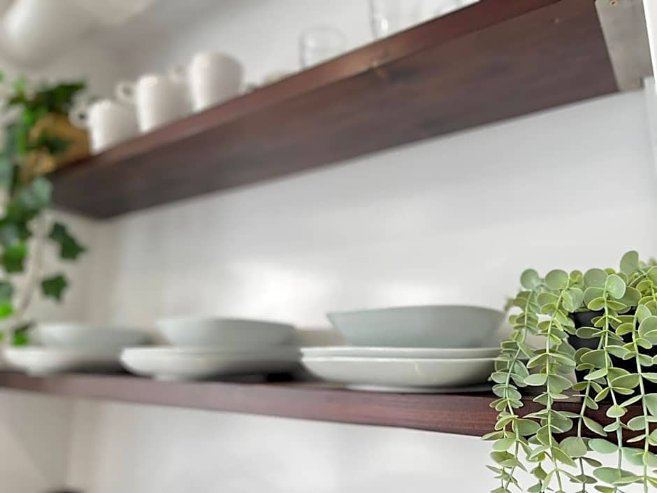 Apt 04 Seaside Serenity Chic Studio Steps to Promenade