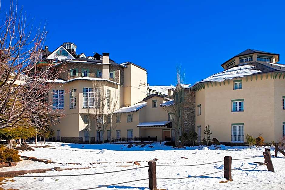 Hotel Apartamentos Trevenque