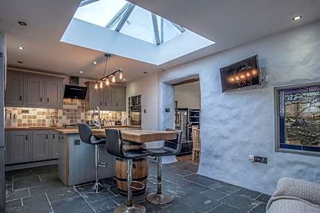 Cambrian Cottage - 3 Bedroom Cottage - Tenby